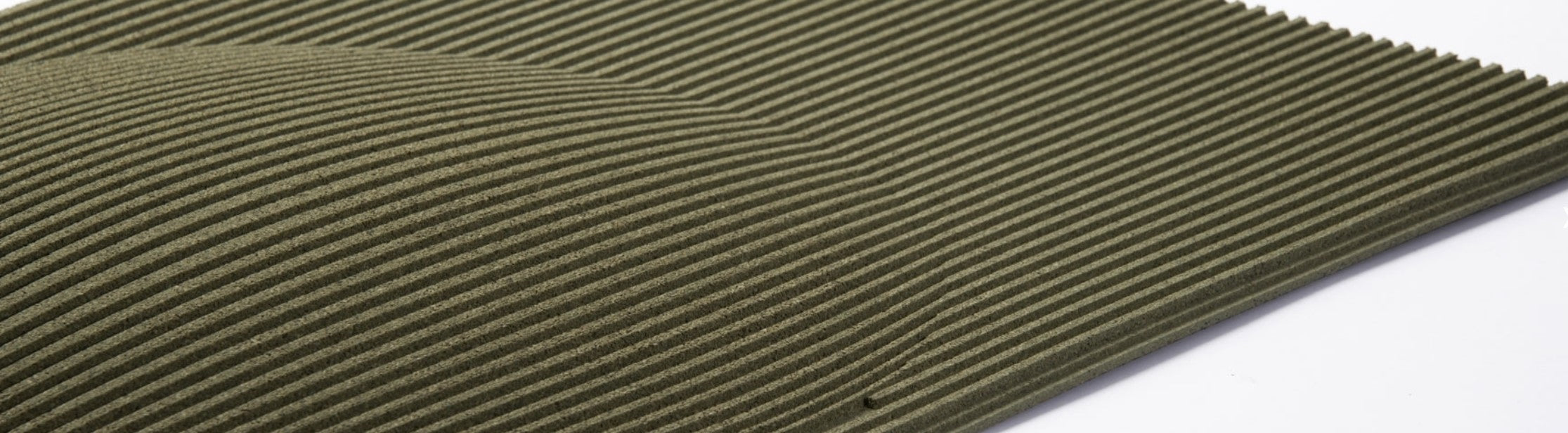 Seinälaatat korkki materiaalista
