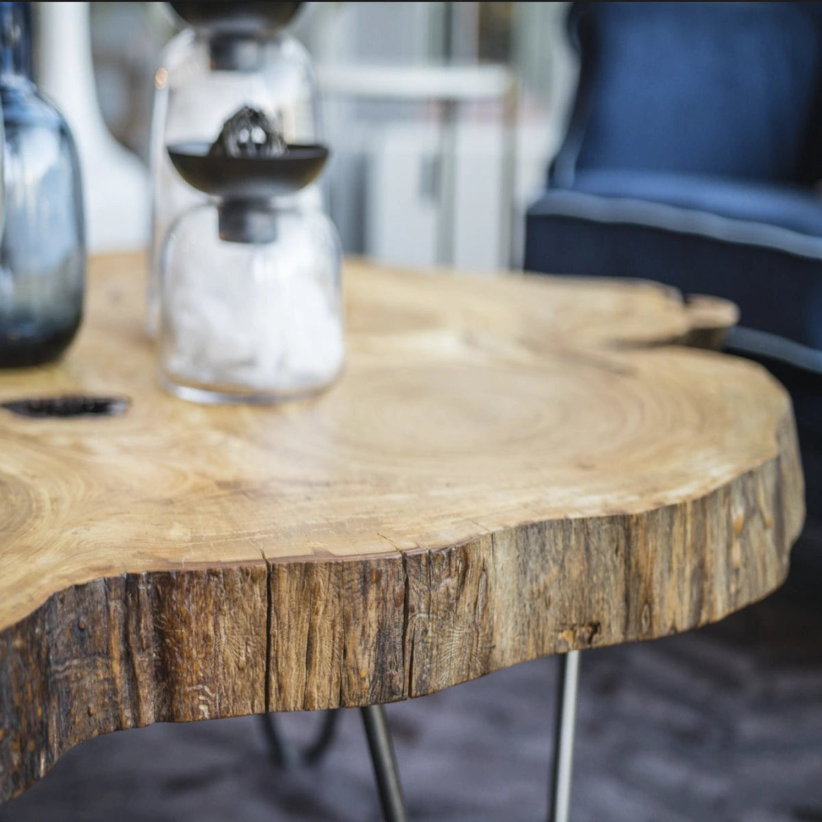 Narovski tammilankkupöydät